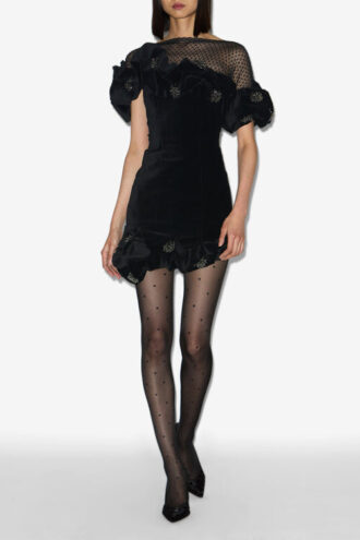 Eliska Kurzes Rüschenkleid