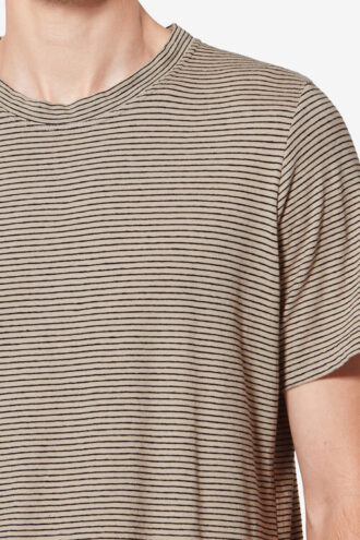 Gestreiftes Kurzarm-T-Shirt aus Baumwolle und Leinen