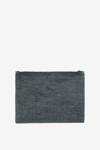 Netia Clutch aus gebleichter Baumwolle mit Logo